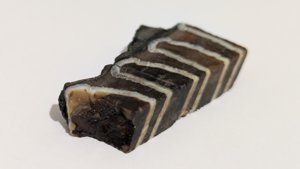 Top view of the polished face - the characteristic zig-zag pattern of the plates